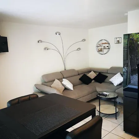 Le Cosy De L'ile Apartment *